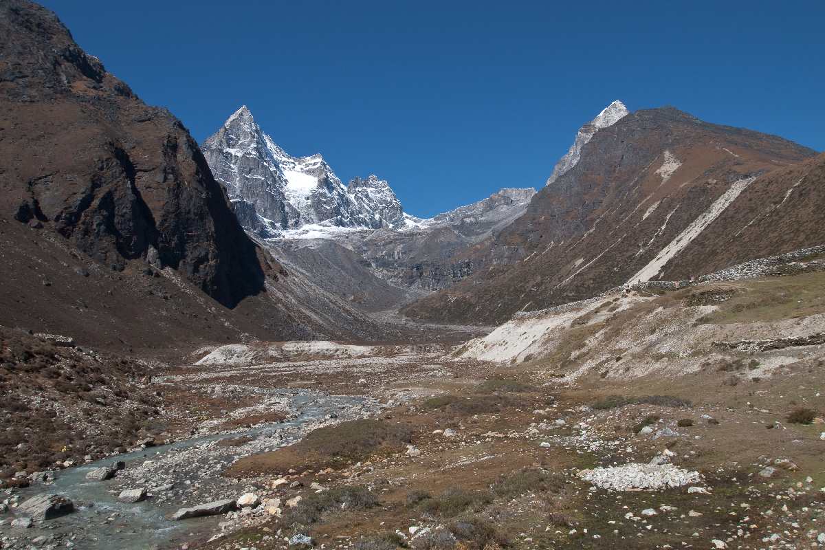 Lobuche